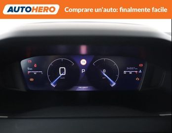 Peugeot 2008 - 11
