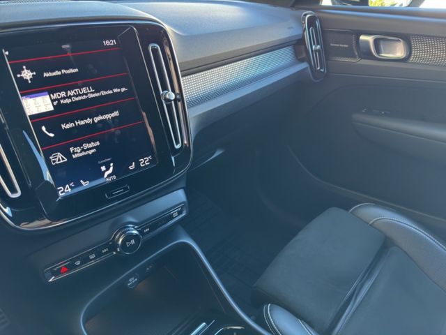 Volvo XC40 D4 AWD R-Design *360*4C*AHK*BLIS*STHZ* NAVI
