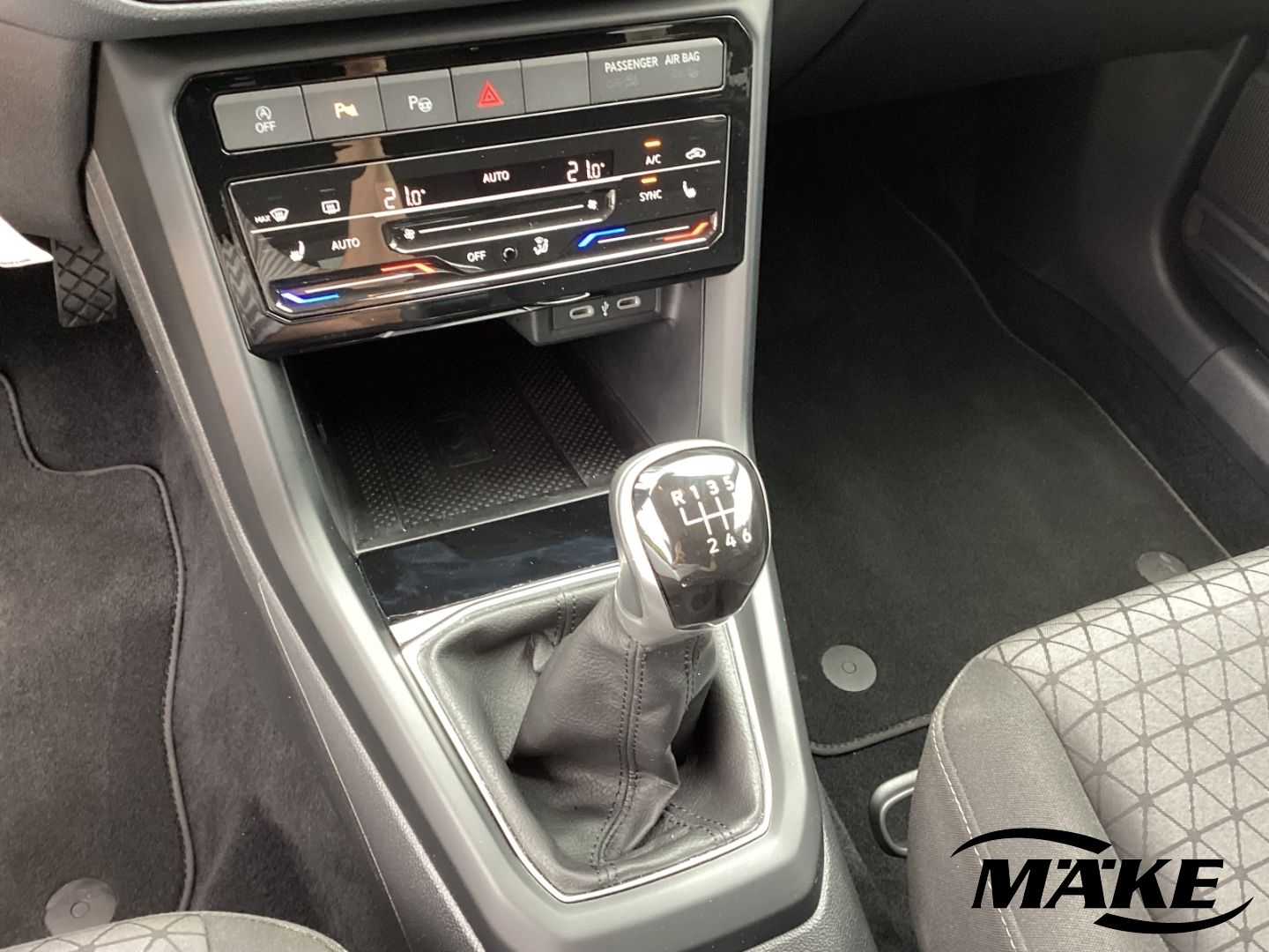 T-Cross Life 1.0 TSI ACC RFK NAV ALU APP