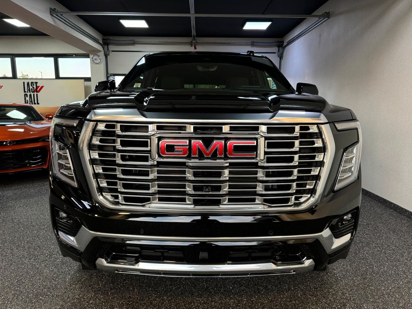 Fahrzeugabbildung GMC YUKON DENALI 2026-24" RÄDER, ENTERTAINMENT