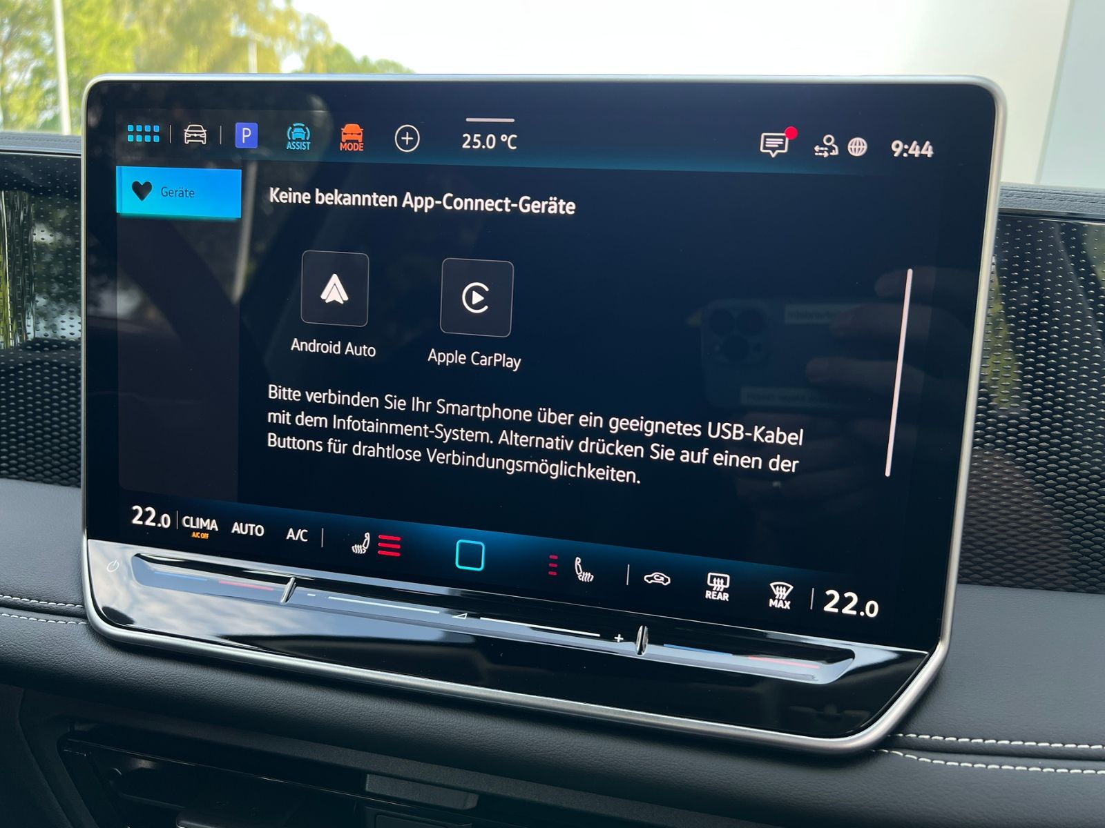 Fahrzeugabbildung Volkswagen Tiguan  ENERGY 2.0 TDI DSG *AHK, Navi, Travel As