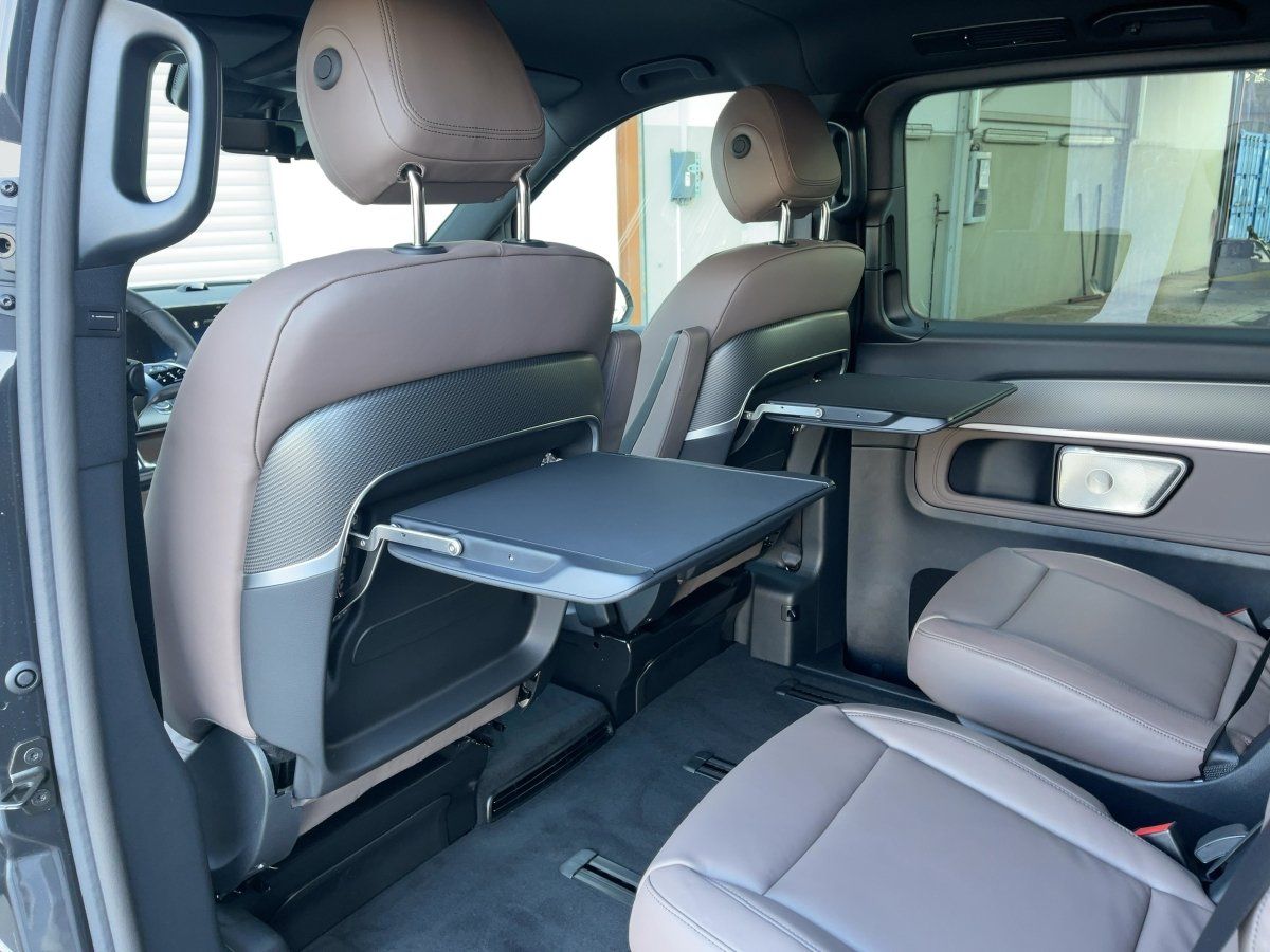 Fahrzeugabbildung Mercedes-Benz V 300 d 4M lang AMG/Night/360°/Exclusive/AHK