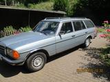 Mercedes-Benz 300  TDT, 7 Sitze, Klima, Autom.  H-Kennzeichen - Mercedes-Benz 300: Kombi, 300td