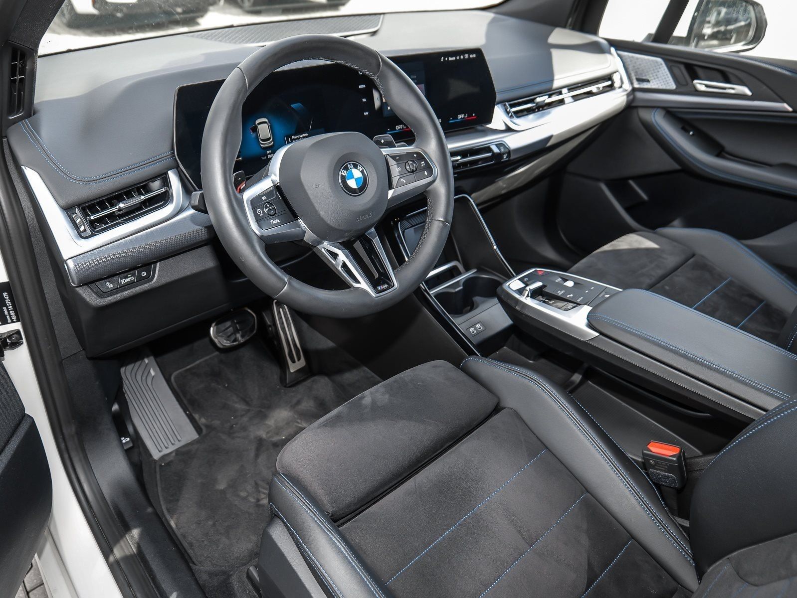 BMW 220 Active Tourer - Bild 16