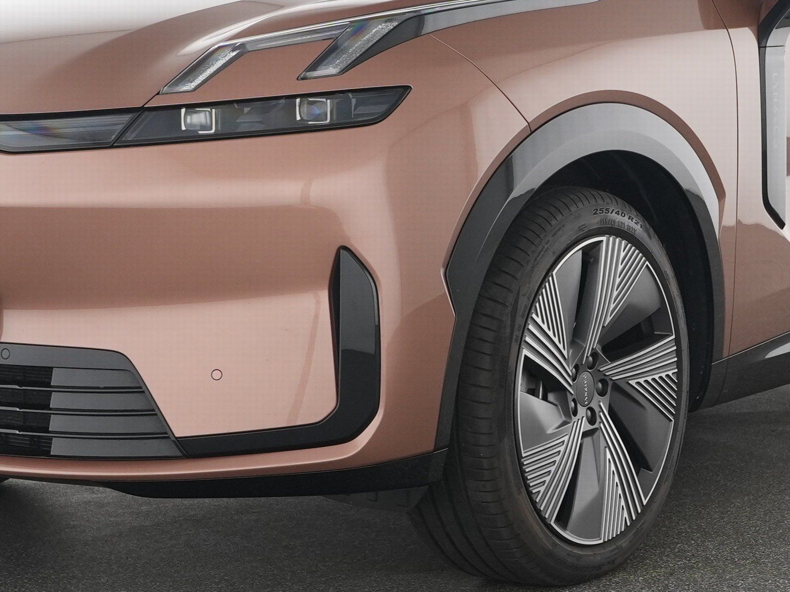 Lynk & Co 08