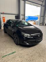 Opel Astra GTC - Opel Astra mit Diesel-Antrieb: Coupe