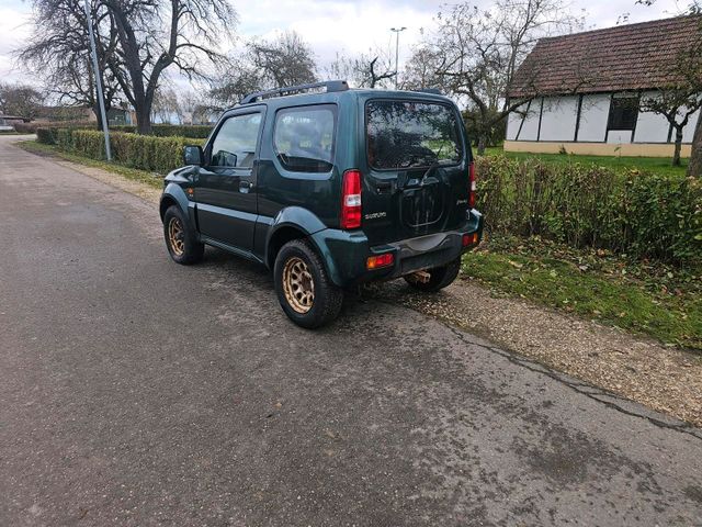 Suzuki jimny 1.3. 44