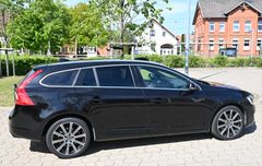 VOLVO V60 Kombi D4 Summum Leder Schiebedach Navi VOLL