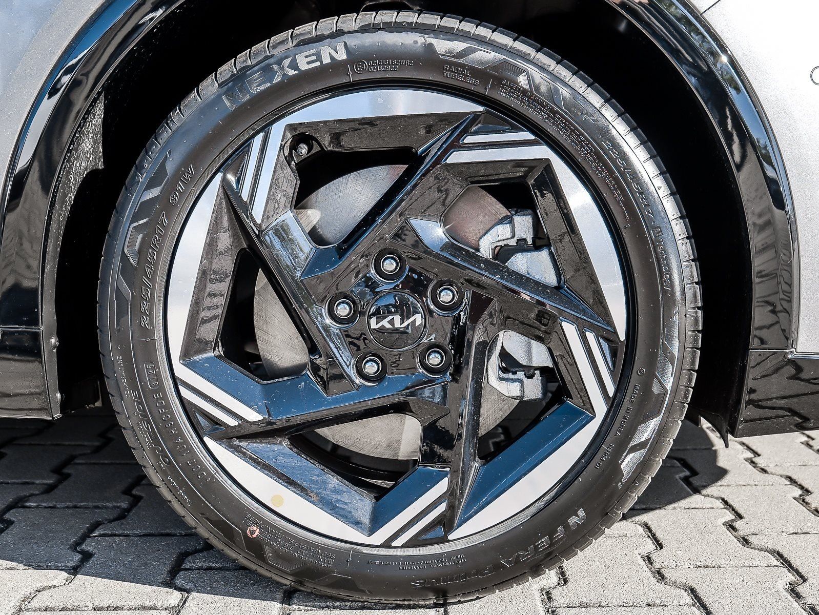 Kia K4 - Bild 4