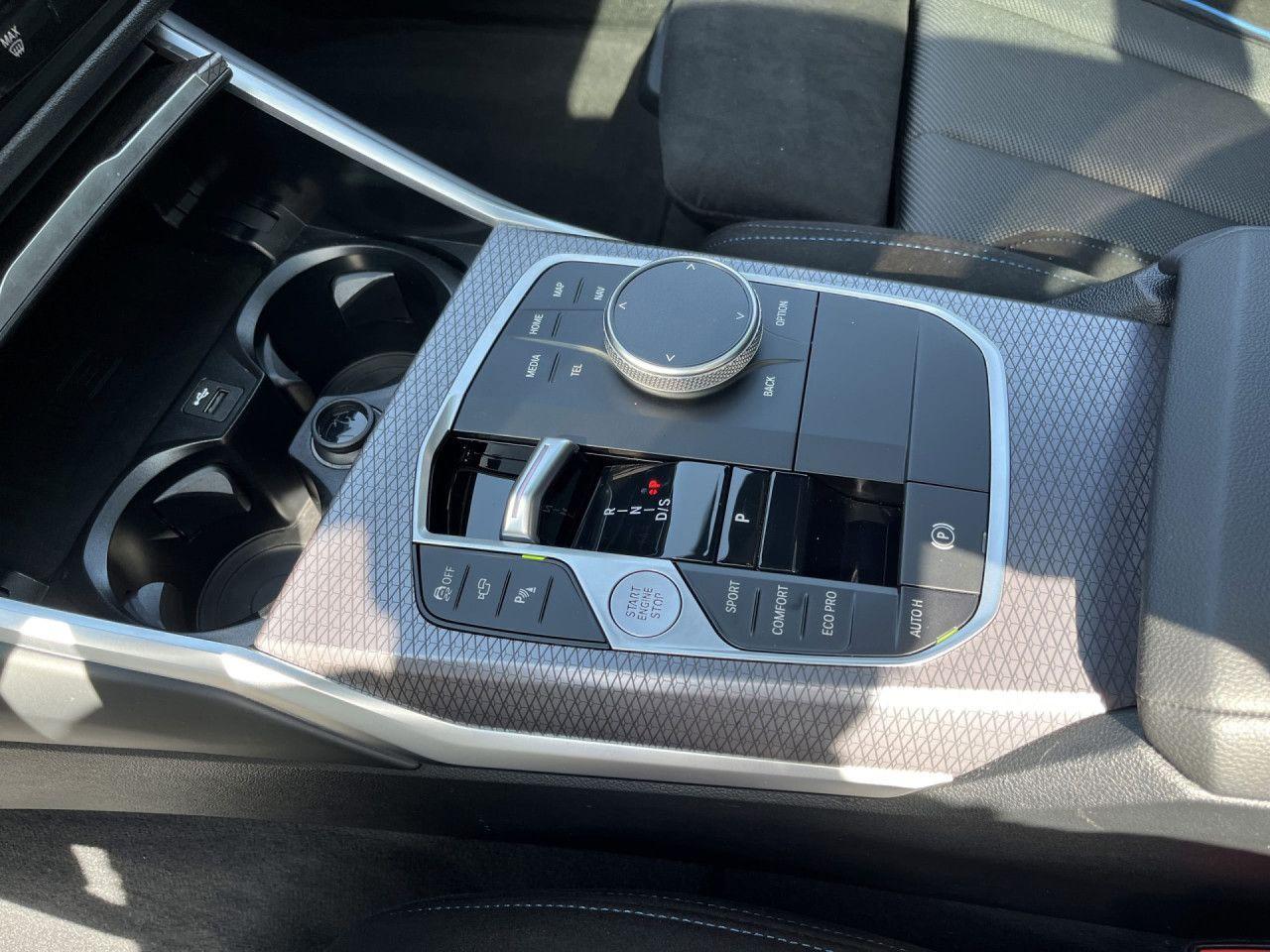 BMW M340d xDrive Tour HUD H/K DAB PA+ AHK PANO St+Go