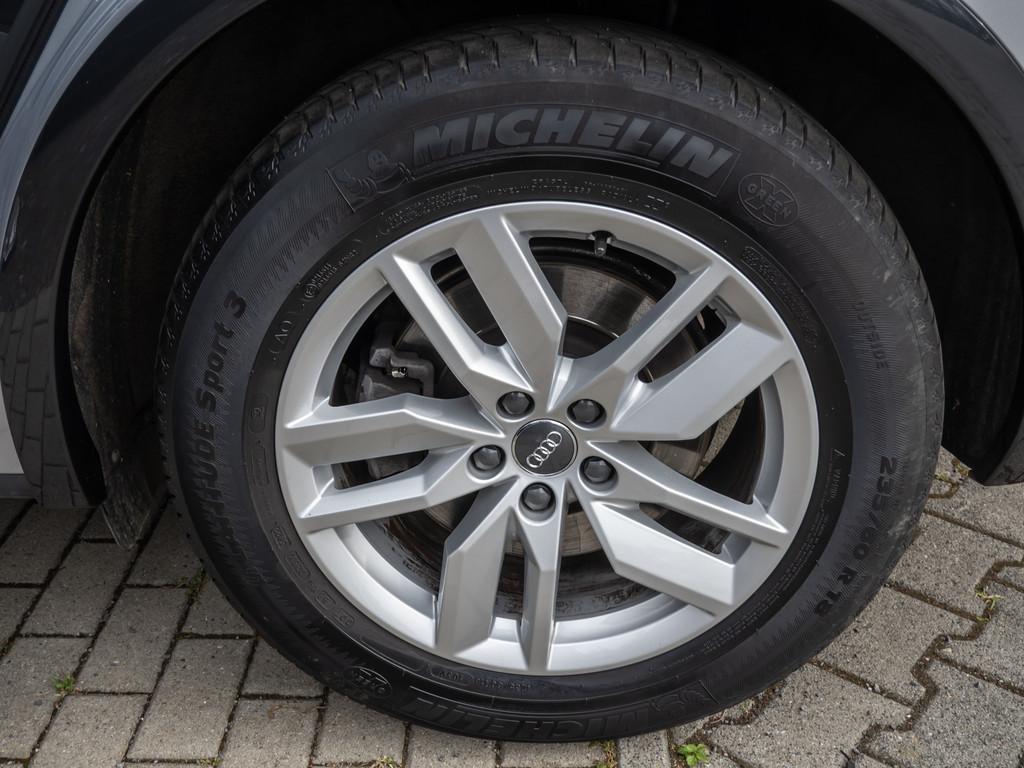 Audi Q5 50 TFSI e quattro MATRIX PANO AHK B&O 360°