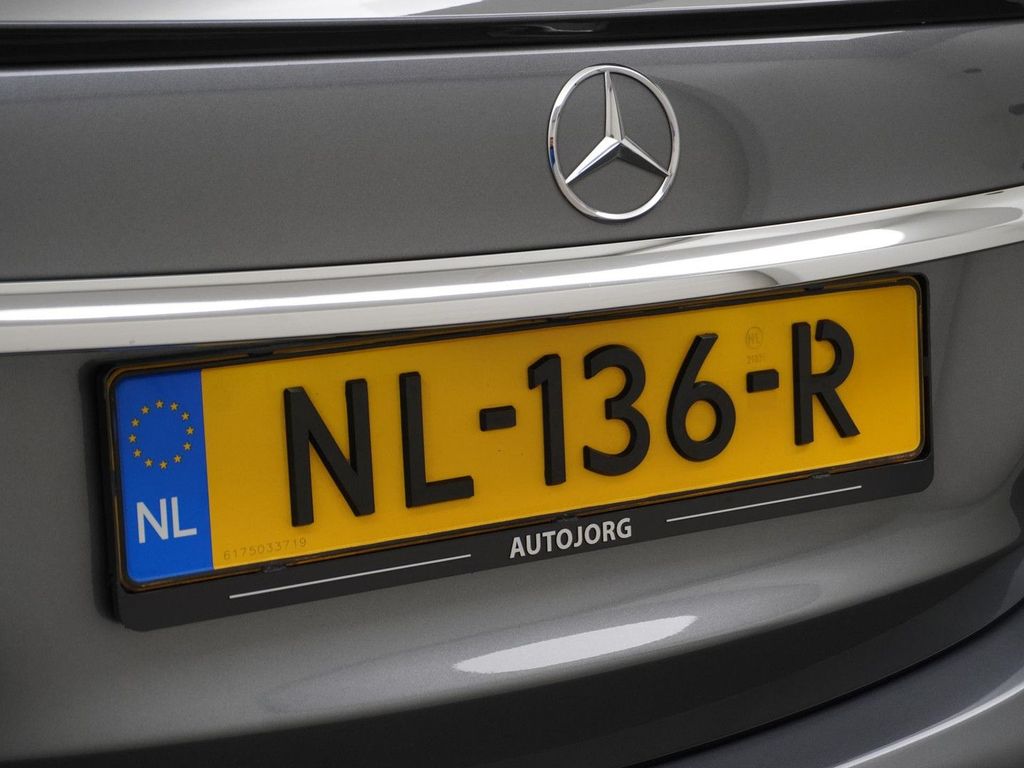 Mercedes-Benz E 63 AMG S 4MATIC+ Händlerwartung panorama dach