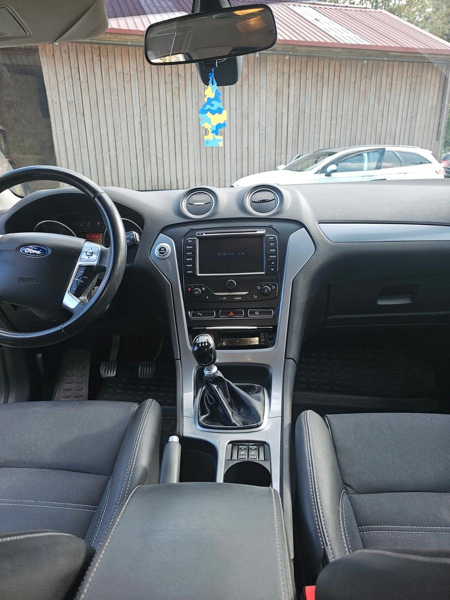 Ford Mondeo 2013 — photo 5