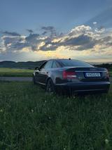 Audi A6 4.2 tiptronic quattro - - Audi A6 aus 2004: 4.2