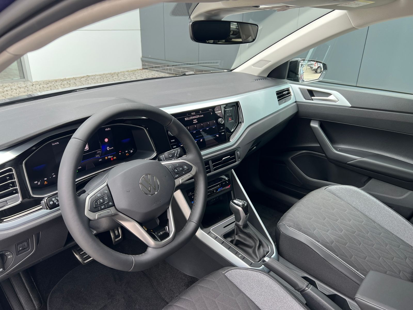 Fahrzeugabbildung Volkswagen Polo GOAL 1.0 TSI DSG *LED, App-Connect, 16"-LM*