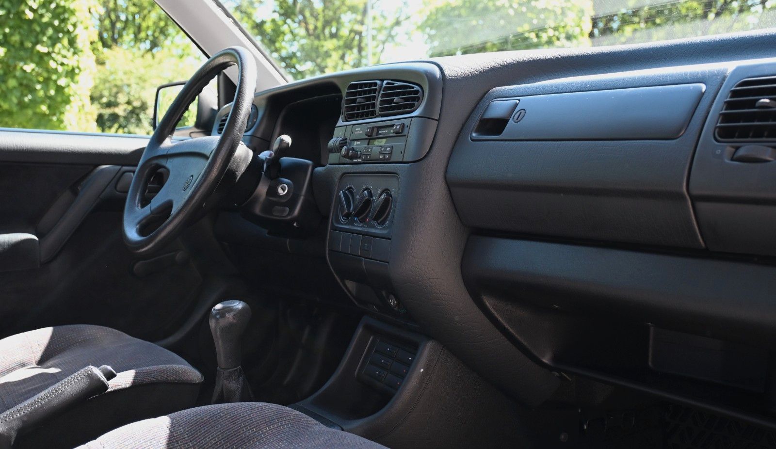 VW Vento 1,8 GL 1.Hand – Bild 20