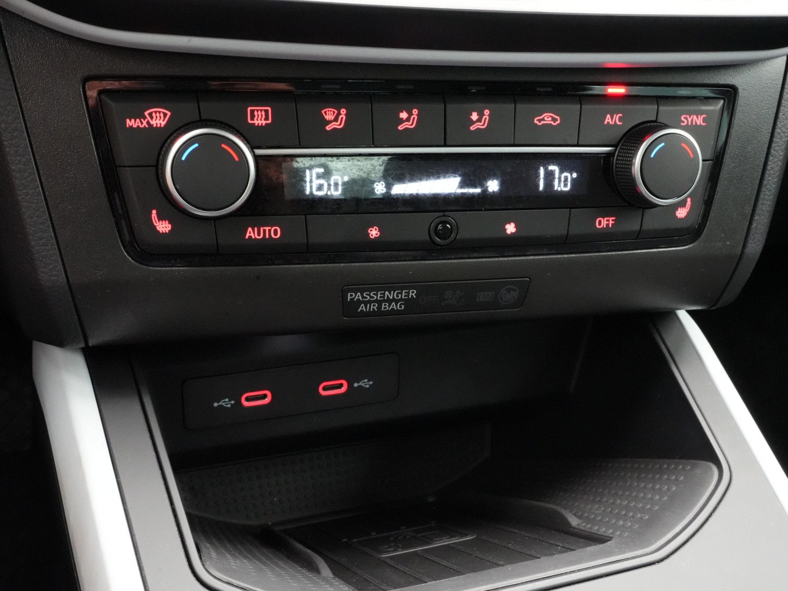 Seat Arona - Bild 12