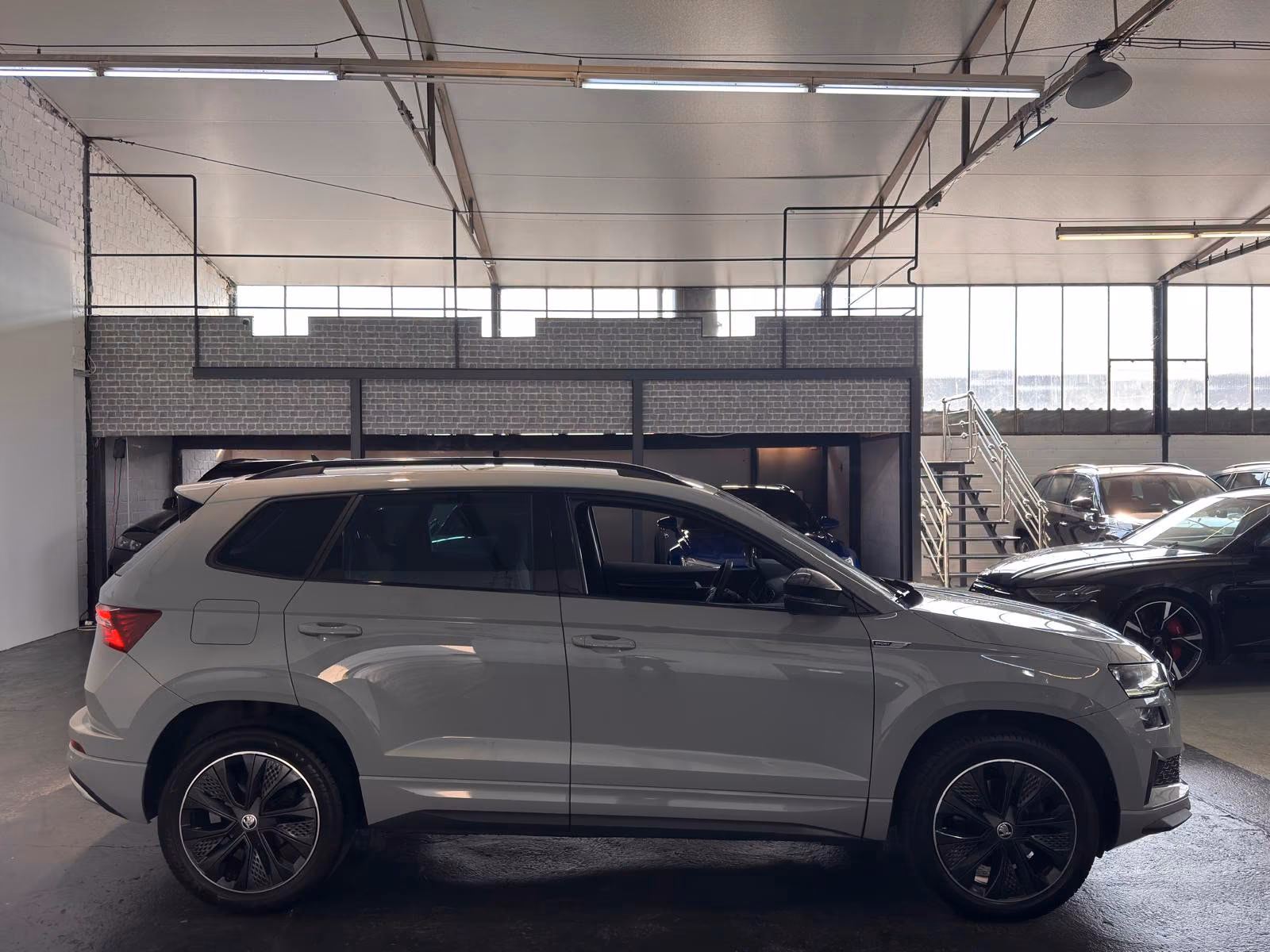 Skoda Karoq Sportline ShZ/Ambient/ACC/Winter-Paket Plu, миниатюра 9