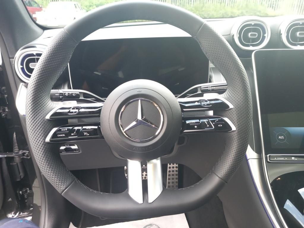 Fahrzeugabbildung Mercedes-Benz GLC 220 d 4M AMG*AHK*Night*Pano-Dach*Distronic*