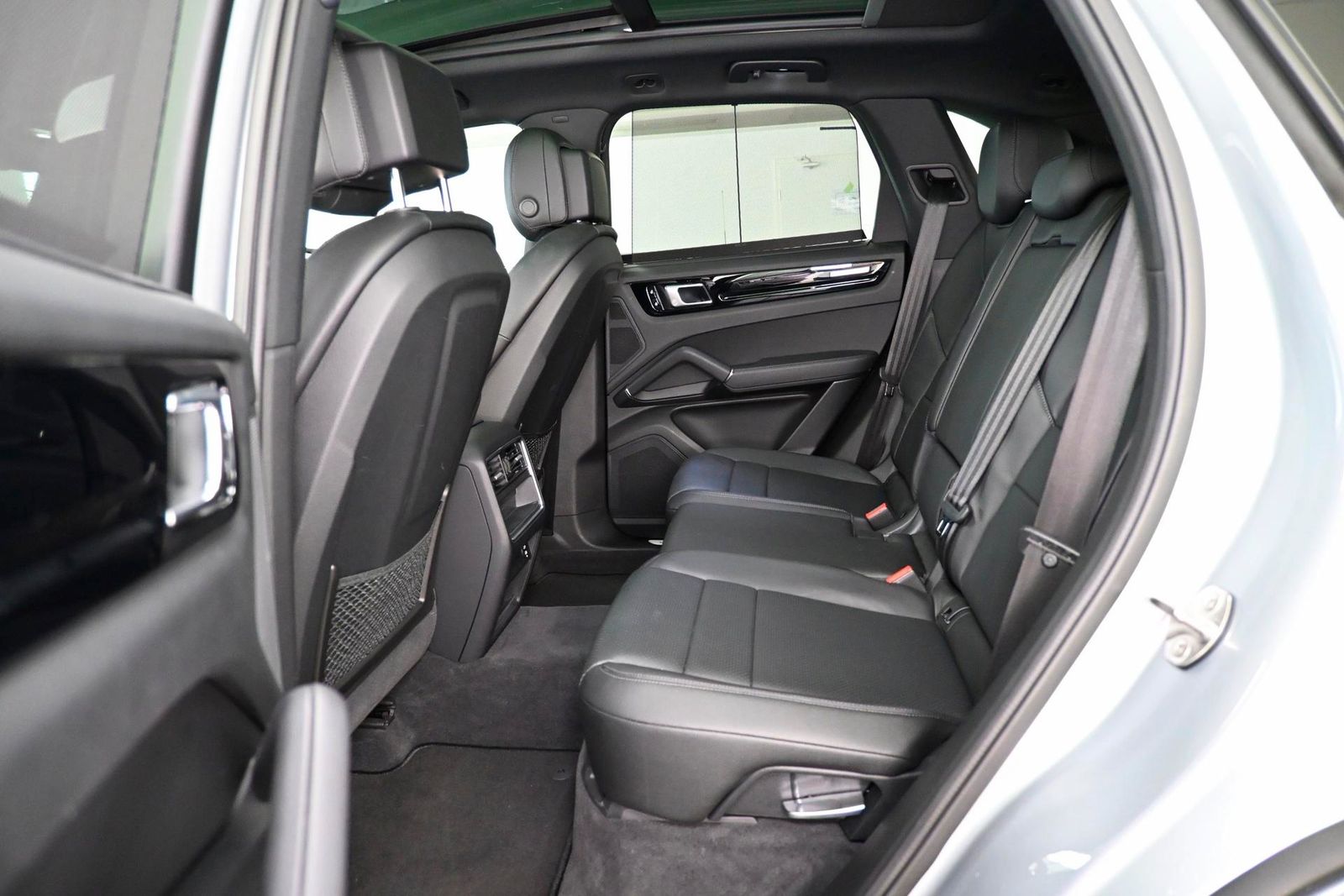Porsche Cayenne E-Hybrid *Sport-Chrono-Paket* foto 7