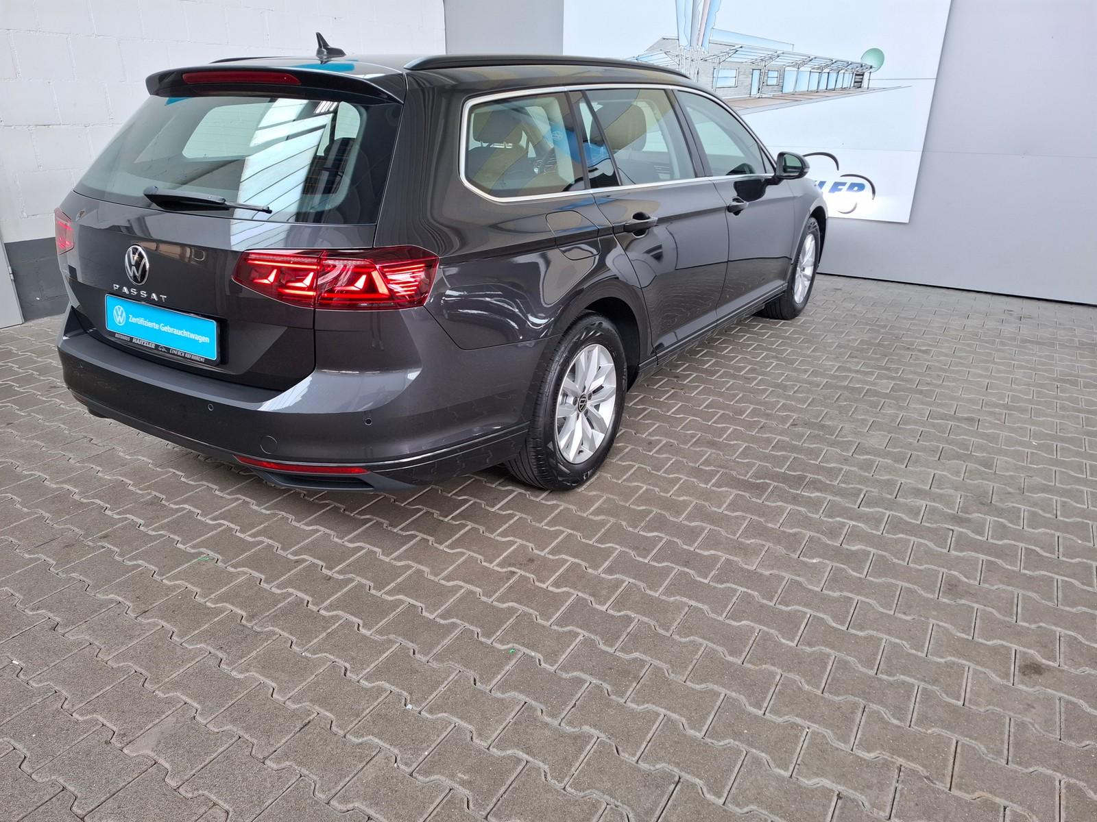 Volkswagen Passat Var. Business 1.5 TSI DSG +LED +Tempomat