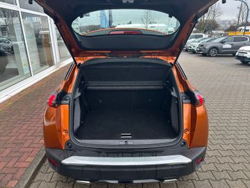 Peugeot 2008 PureTech 130 Allure | AHK - RCam - Navi