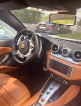 Ferrari California T - neuer Service + Tüv, 2. Hand - Ferrari Gebrauchtwagen in Hamburg