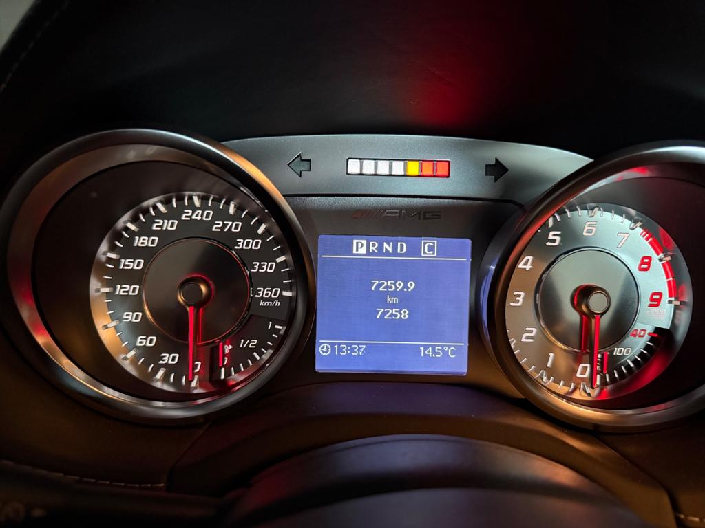 Mercedes-Benz SLS AMG