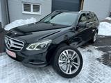 Mercedes-Benz E 250 CDI 4Matic AMG Line/Avantgarde/Top Zustand - Mercedes-Benz E 250: Cdi Avantgarde