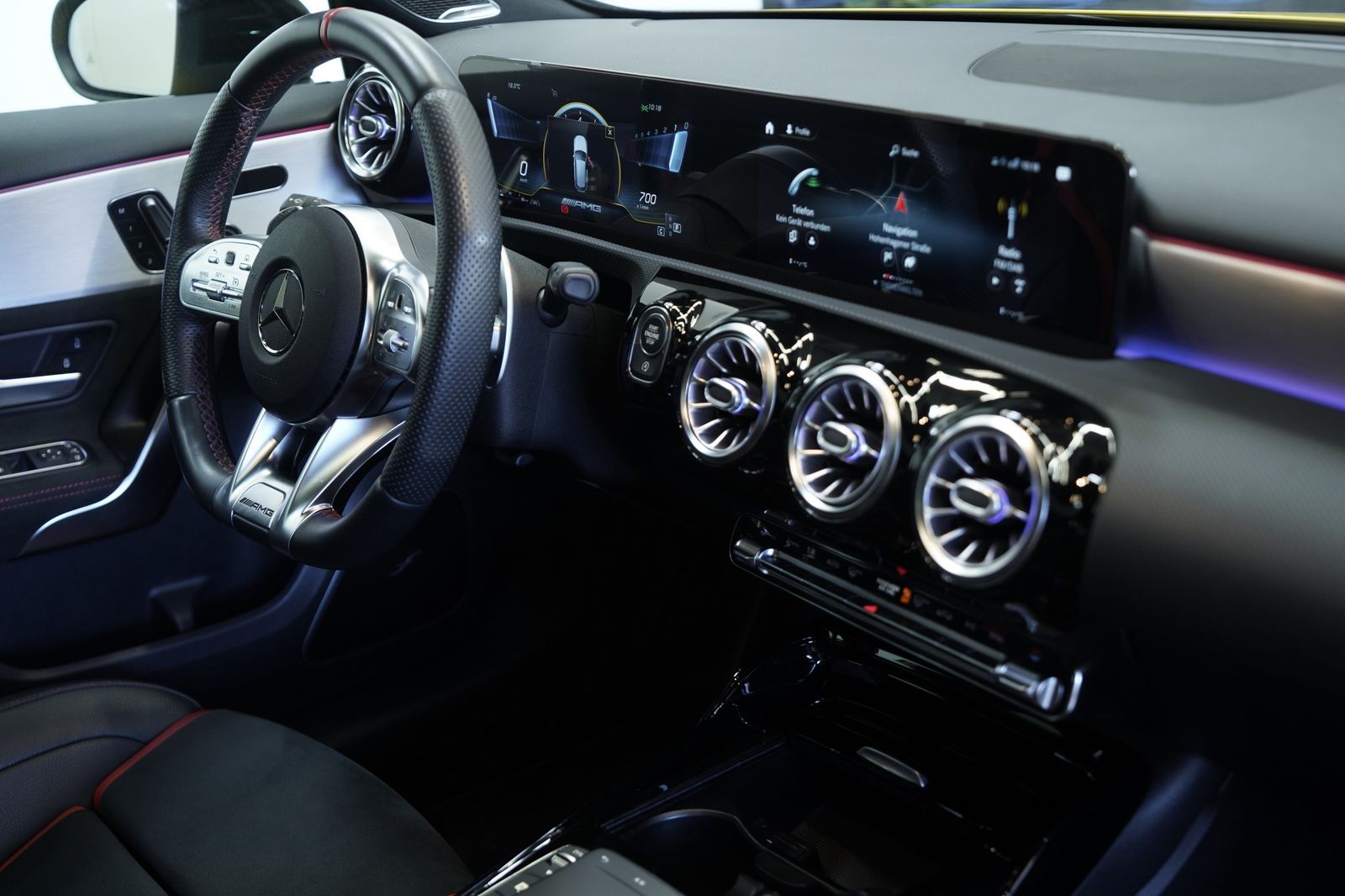 Mercedes Benz A 35 Amg Mercedes Benz A 35 Amg