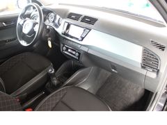 Fahrzeugabbildung Skoda Fabia Ambition,Navi,Sitzheizung,Einparkhilfe,Top