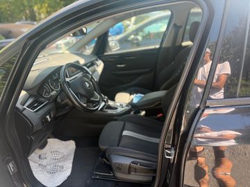BMW 218 - 7