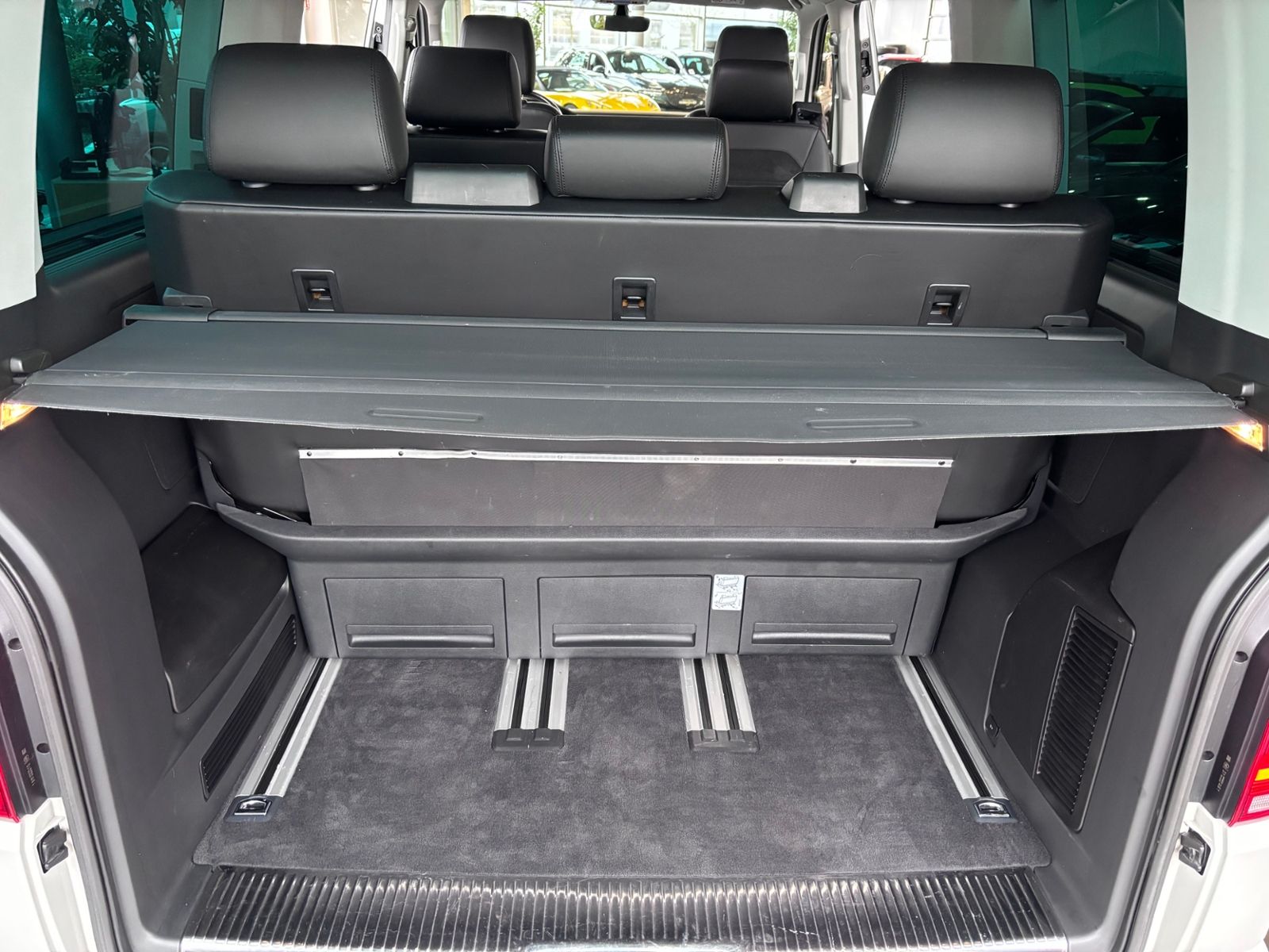 Fahrzeugabbildung Volkswagen T6 Multivan Generation Six LED NAVI STANDHZ