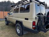 Toyota Land Cruiser HZJ78L - Toyota Land Cruiser: Hzj 78