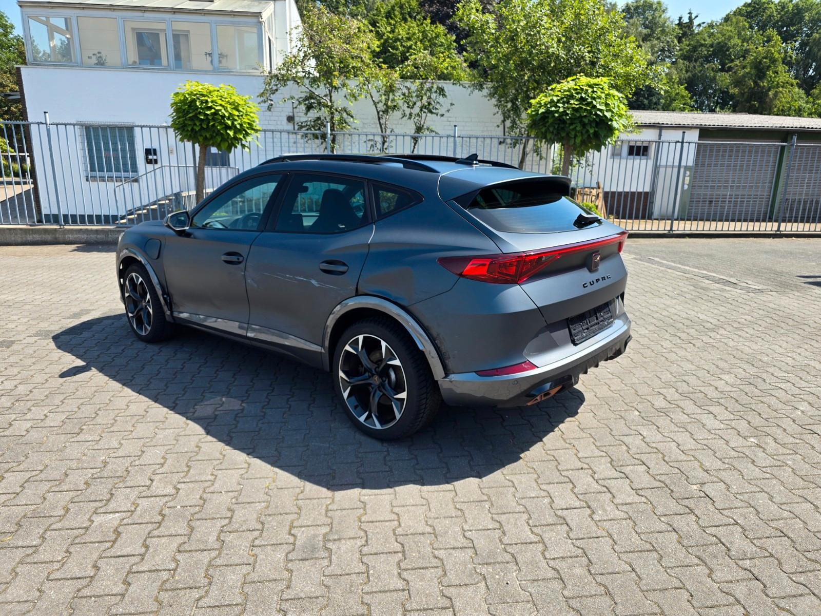 Cupra Formentor VZ e-Hybrid 180 kW PANORAMA