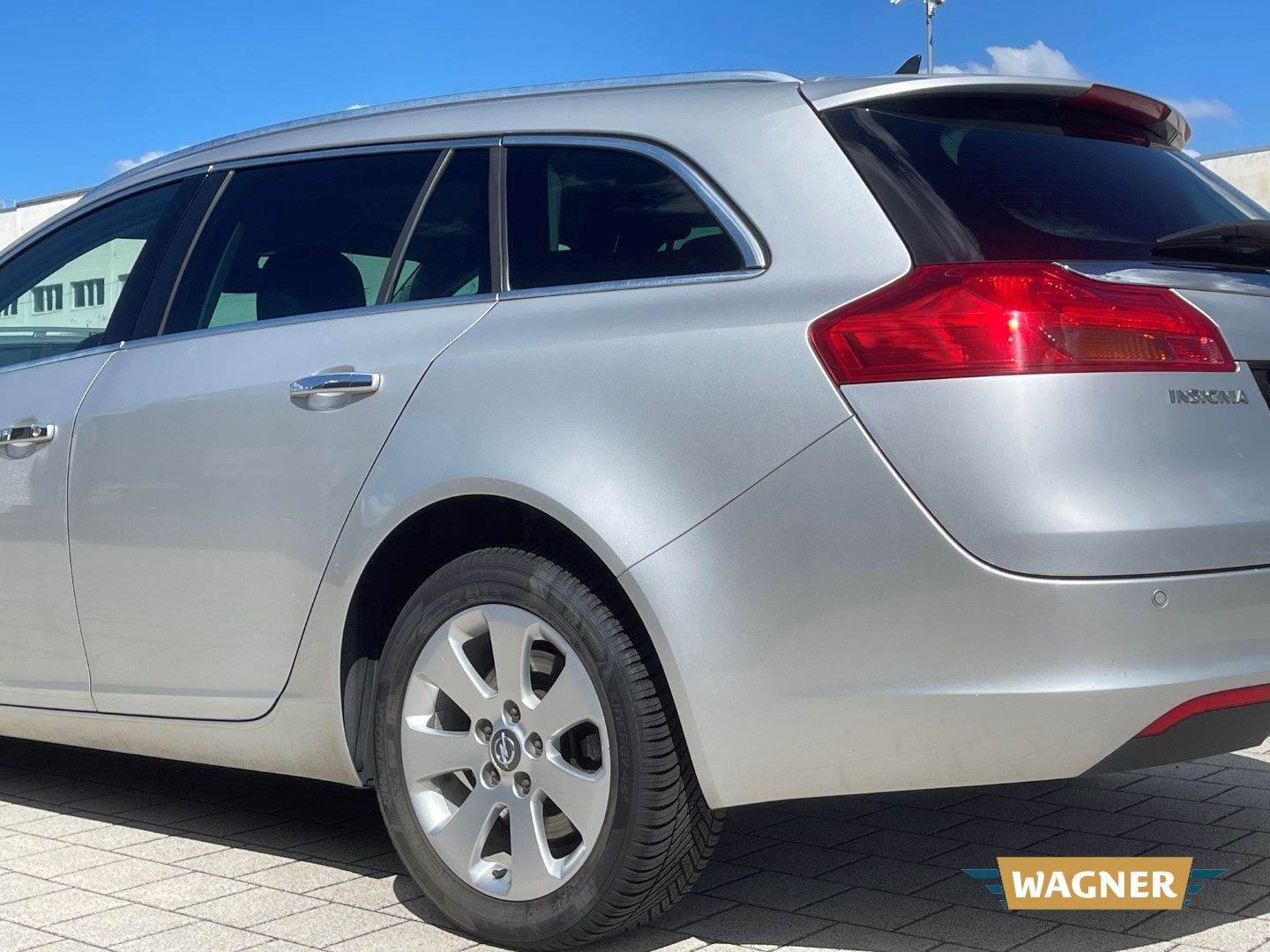 Fahrzeugabbildung Opel Insignia A Sports Tourer Innovation 2.0 CDTI