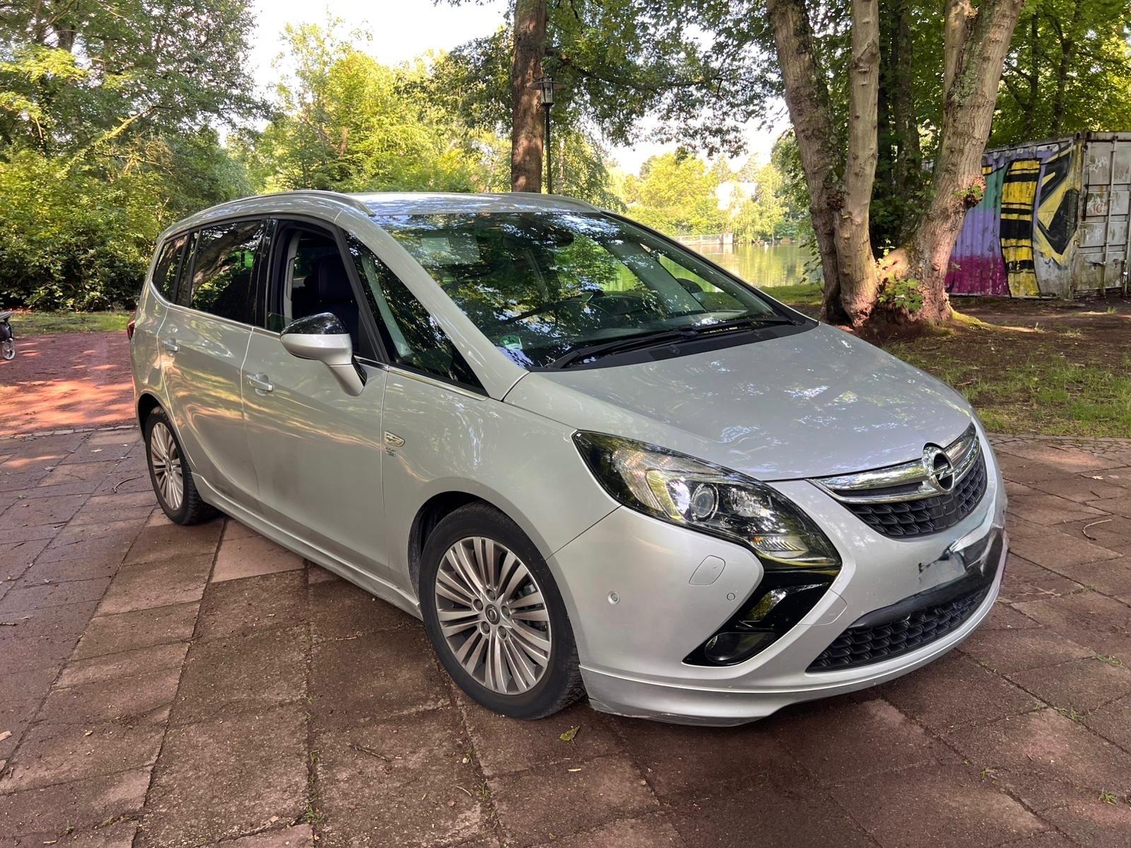 Opel Zafira C Tourer Innovation OPC Line