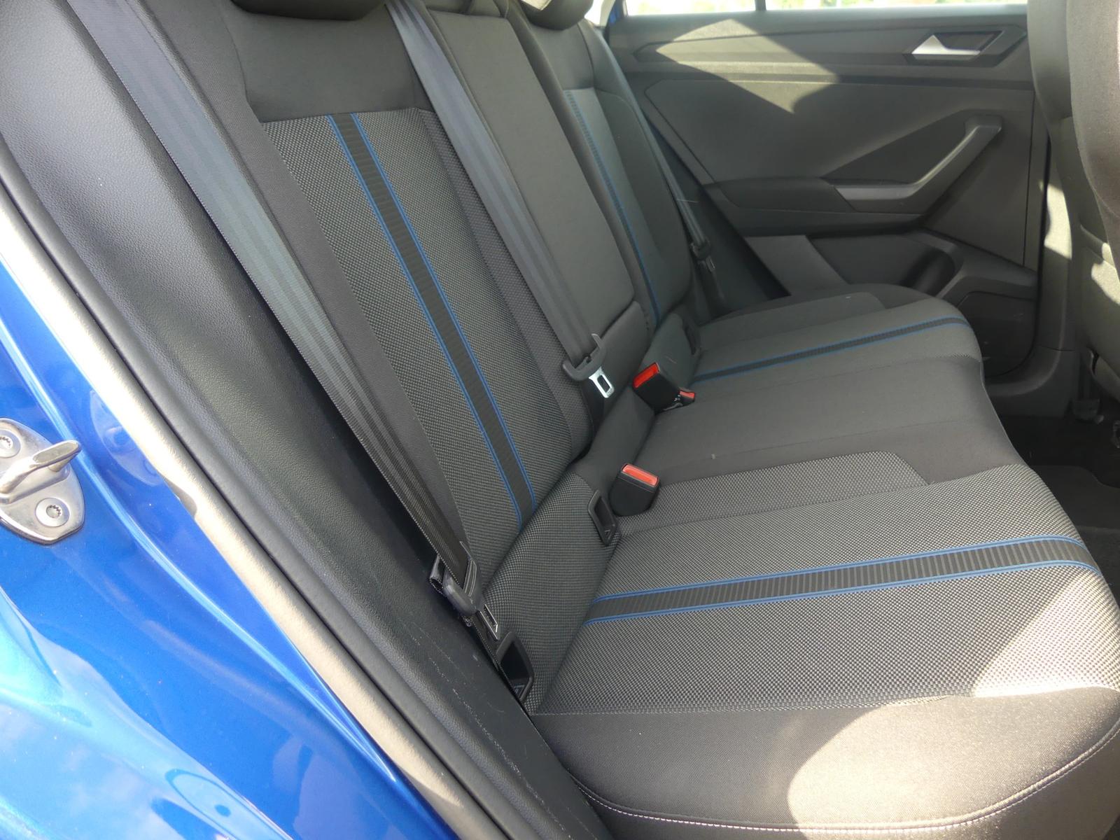 Volkswagen T-Roc 1.5 TSI Standheizung Navi Sitzheizung Spur, миниатюра 27