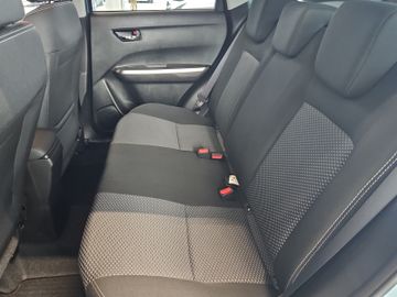 Fotografie des Suzuki Vitara 1.4 BOOSTERJET Hybrid Comfort Sitzheizung