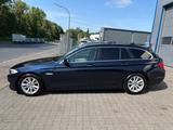 BMW 530d Touring/LEDER/HUD/AHK/PANO/KEYLESS/2.HAND - BMW 530 aus 2010: 530d