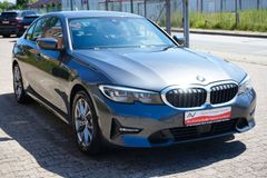 Fahrzeugabbildung BMW 330 i Sport Line  Aktiv mit Stop&Go MILD HYBRID