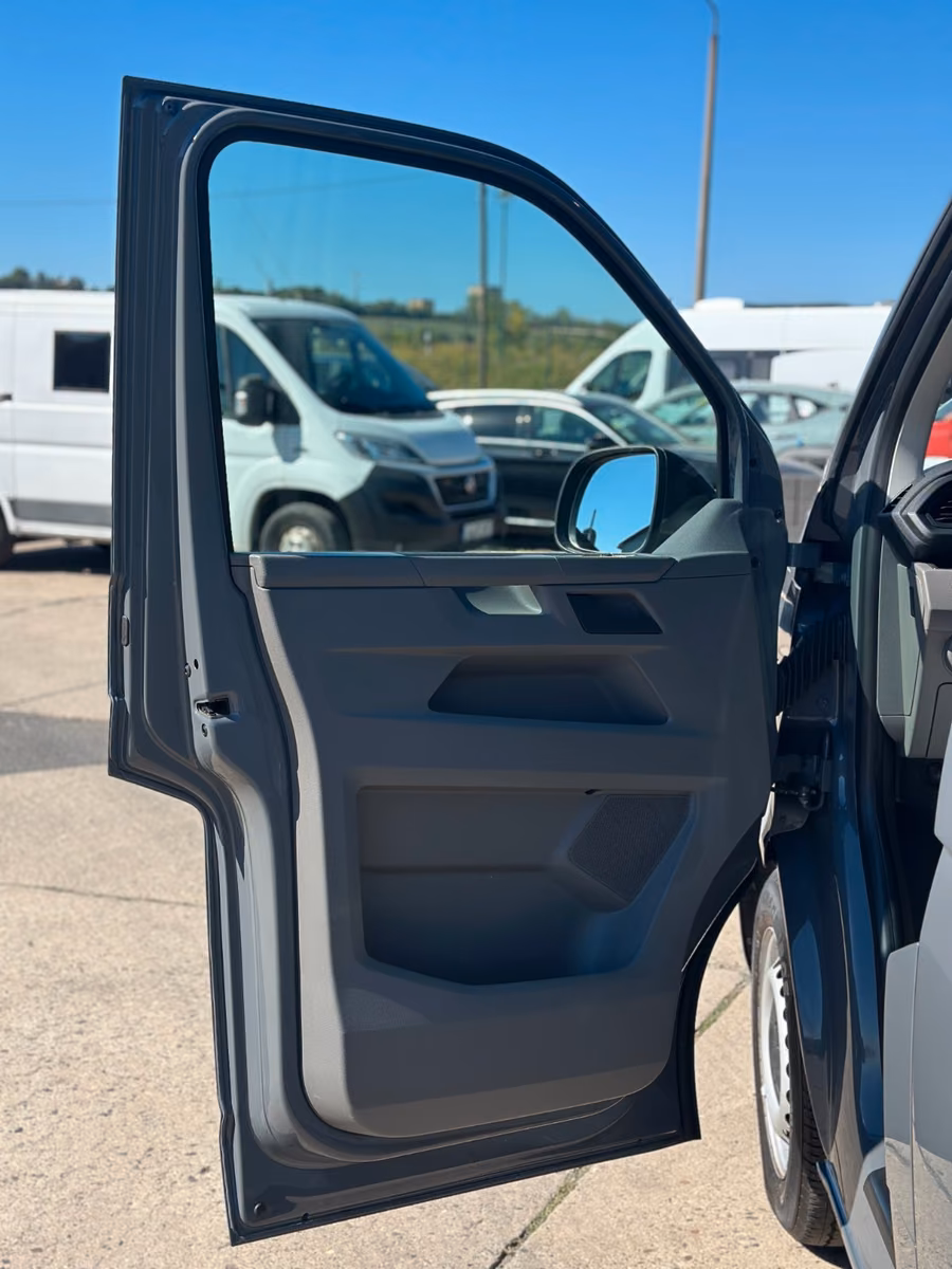 Volkswagen T6 Transporter T6.1 Transporter Kasten 1.Hand wenig KM, миниатюра 25