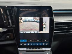 Fahrzeugabbildung Rafale 200 E-Tech Full Hybrid Esprit Alpine HUD