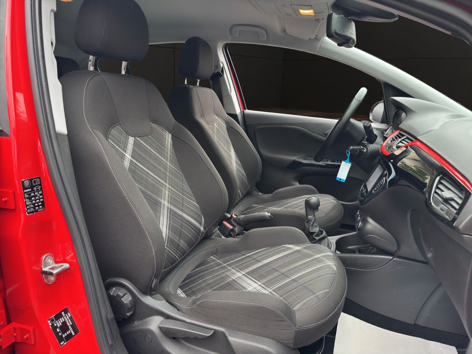 Fahrzeugabbildung Opel Corsa E Color Edition Klimaaut/Sitz+Lenkrad Heiz