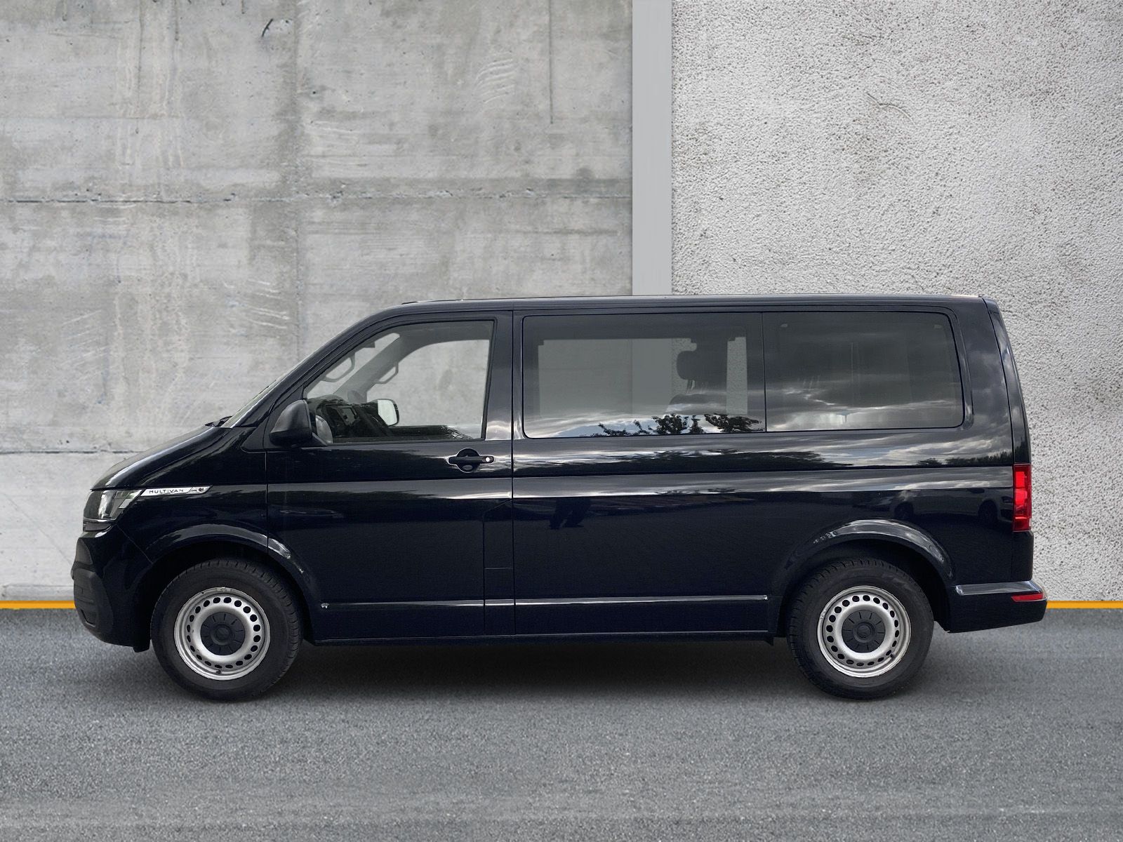 Fahrzeugabbildung Volkswagen T6 Multivan T6.1 2.0 TDI Trendline AHK