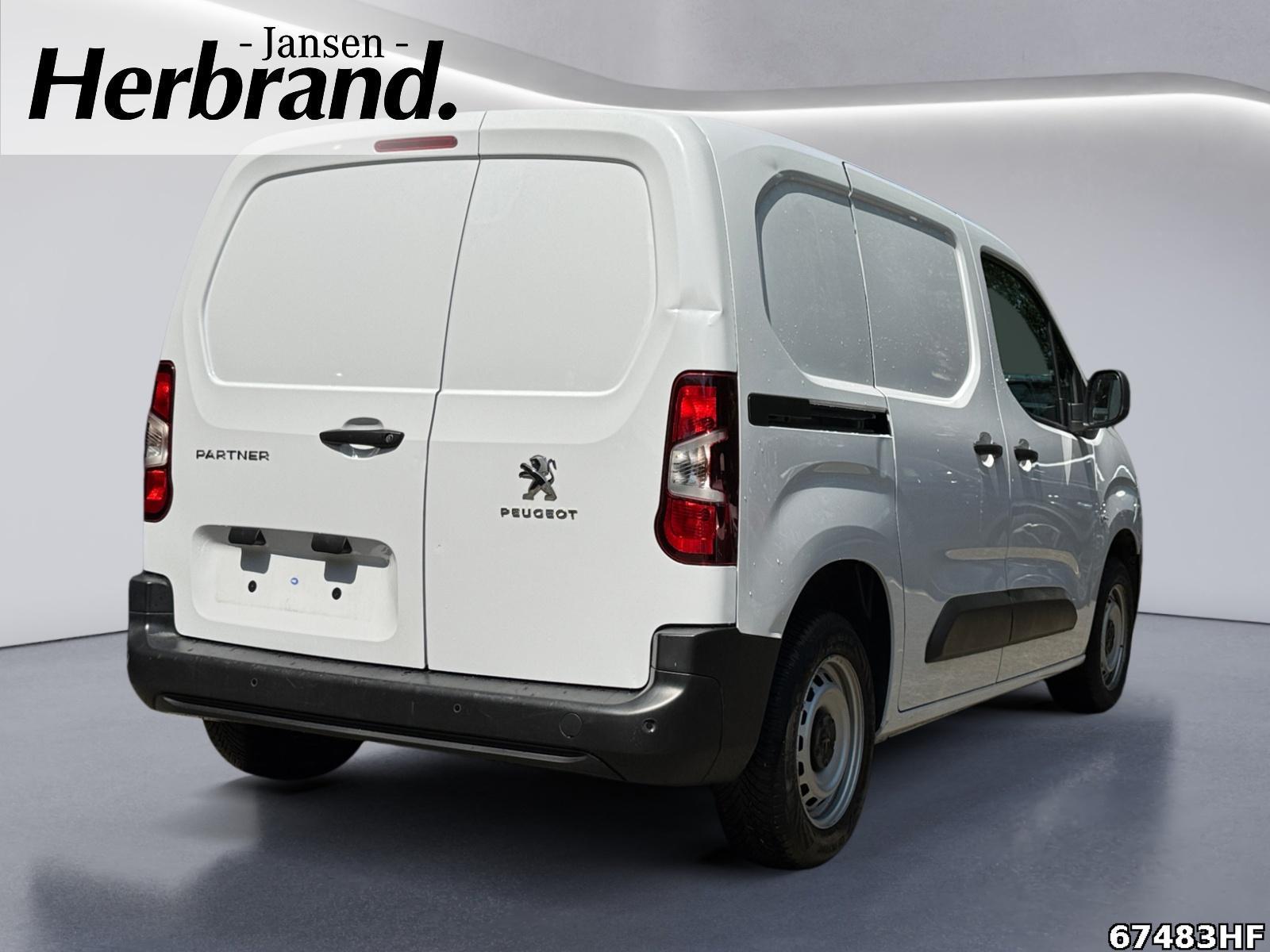 Peugeot Partner 1.2 PureTech 110, Pro L1