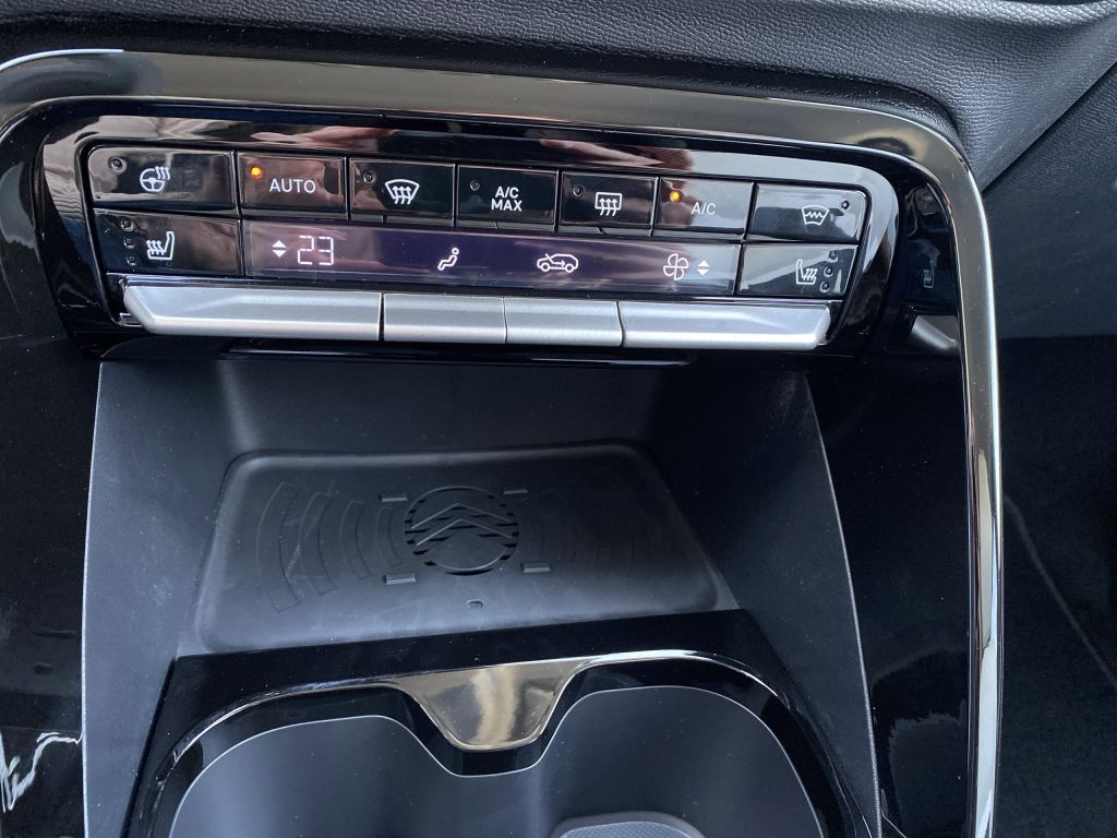 Fahrzeugabbildung Citroën C3 Turbo 100 MAX *Winterpaket*Allwetter*LED*Nav*
