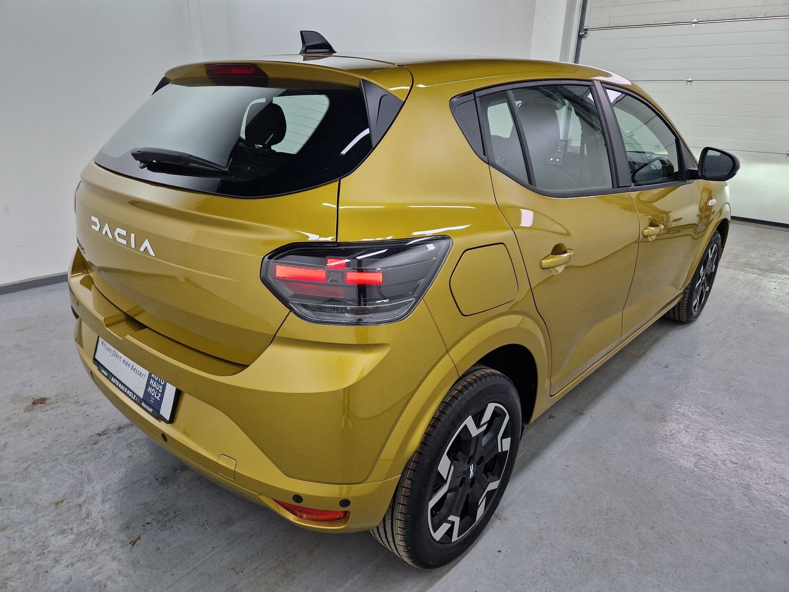 DACIA Sandero  Eco-G 120 Expression Winter Benzin&amp;Gas – Bild 4