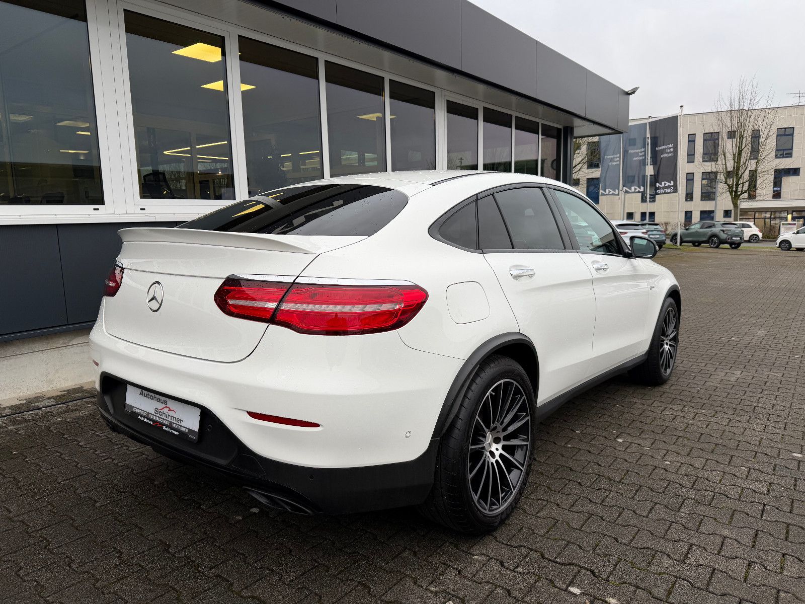 Fahrzeugabbildung Mercedes-Benz GLC43 AMG Coupe 4Matic