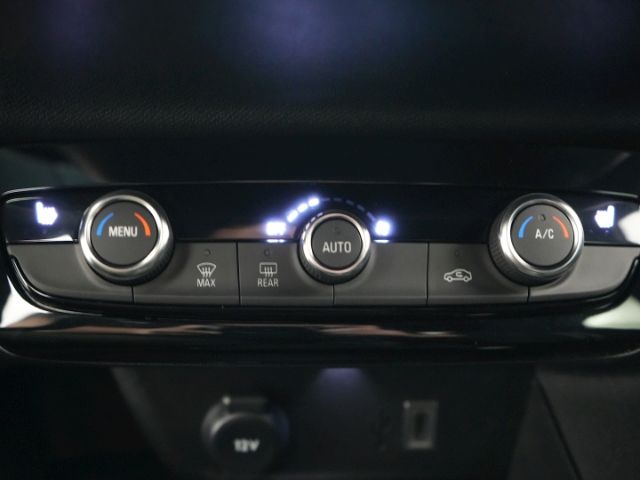 Corsa F FACELIFT GS+LED MATRIX+NAVI+RÜCKFAHRKAME